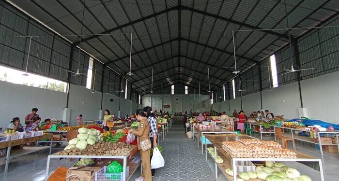 Setelah 4 Bulan Pasar Rakyat Di Melanthon Siregar Sudah Tidak Beroperasi Lagi.