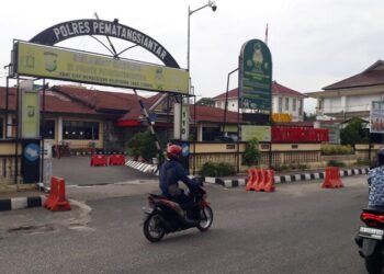 Mahasiswa Demo Di Polres Pematangsiantar Soal Peredaran Narkoba