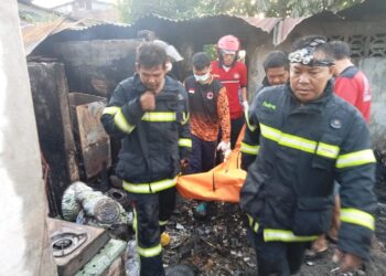 Rumah Habis Terbakar Di Jalan Madura Pematangsiantar.