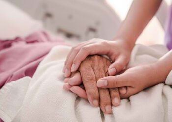 Pensiunan PNS Ditemukan Tewas Membusuk Di Rumahnya.