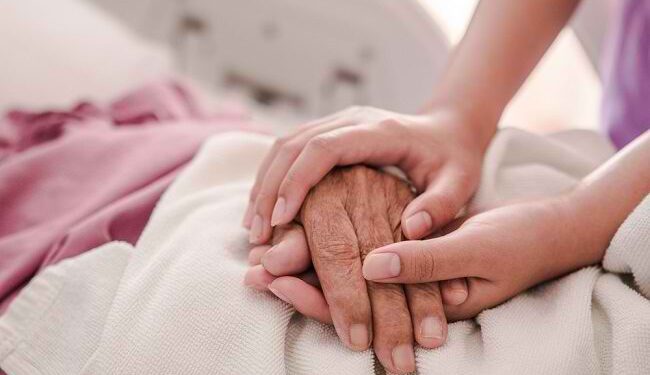 Pensiunan PNS Ditemukan Tewas Membusuk Di Rumahnya.